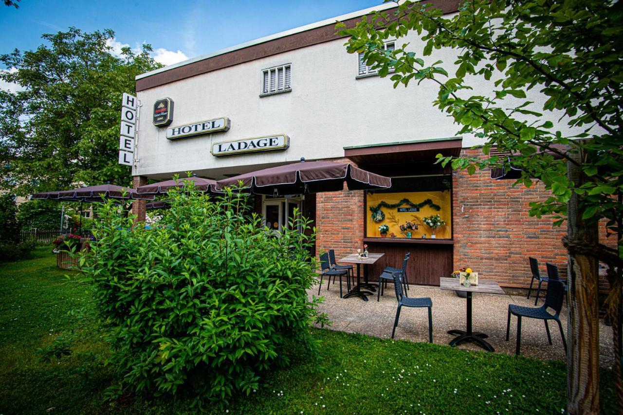 Ladage Hotel
